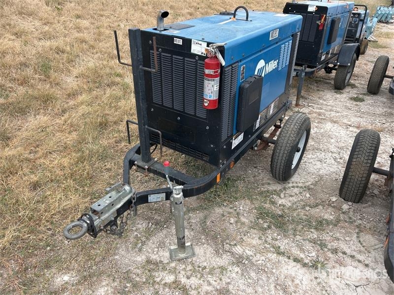 Miller Big Blue 400 Pro Welding Equipment