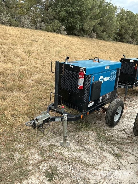 Miller Big Blue 400 Pro Welding Equipment