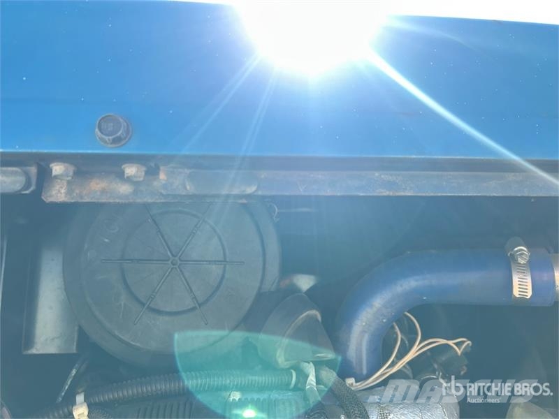 Miller Big Blue 500 Pro 500 A Mobile Multi-Process Engine Svetsmaskiner