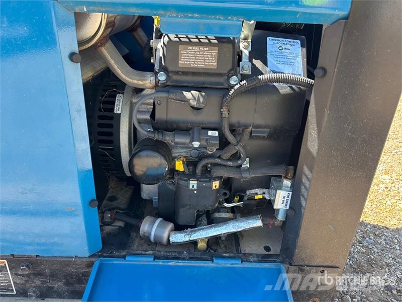 Miller Bobcat 200 Air Pak 200 A Skid-Mounted Multi-Proces Зварювальні апарати