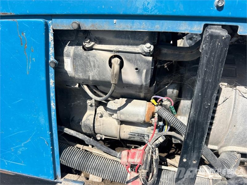 Miller Bobcat 225 260 A Multi-Process Engine Driven Welde Зварювальні апарати