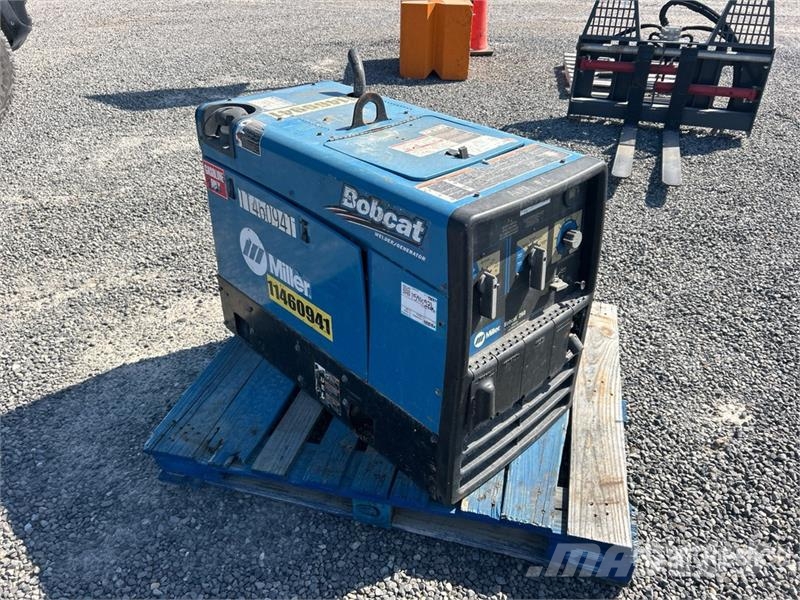 Miller Bobcat 225 260 A Multi-Process Engine Driven Welde Зварювальні апарати