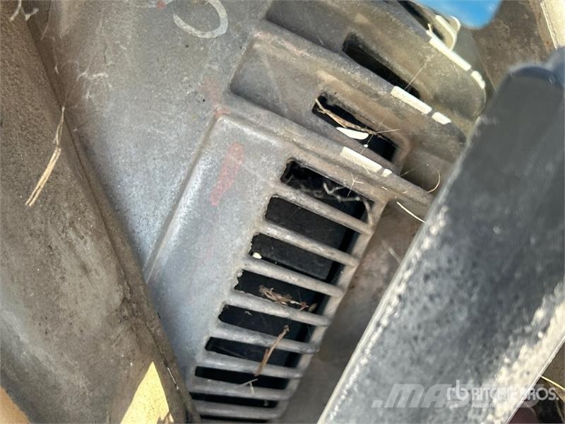 Miller Bobcat 225 260 A Multi-Process Engine Driven Welde Зварювальні апарати
