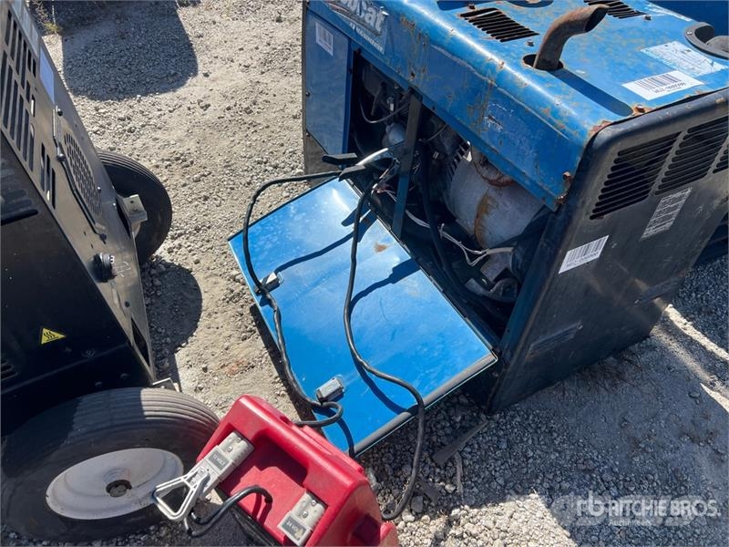 Miller Bobcat 250 225 A Multi-Process Engine Driven Welde Welding Equipment
