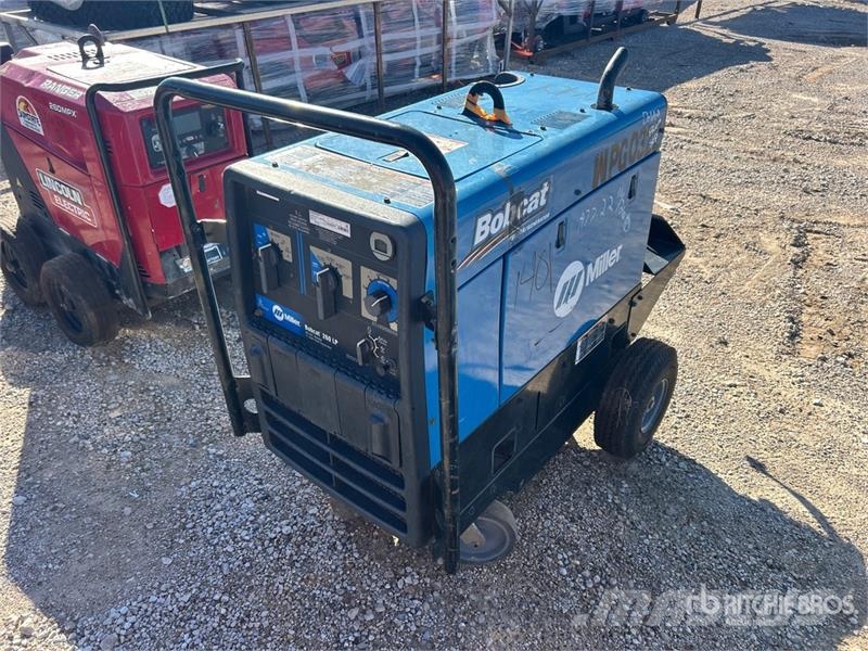 Miller Bobcat 260 260 A Mobile Multi-Process Engine Drive Attrezzature per saldature