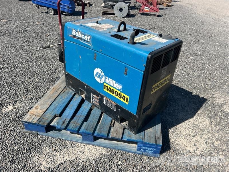 Miller Bobcat 260 Multi-Process Engine Driven Welder Attrezzature per saldature