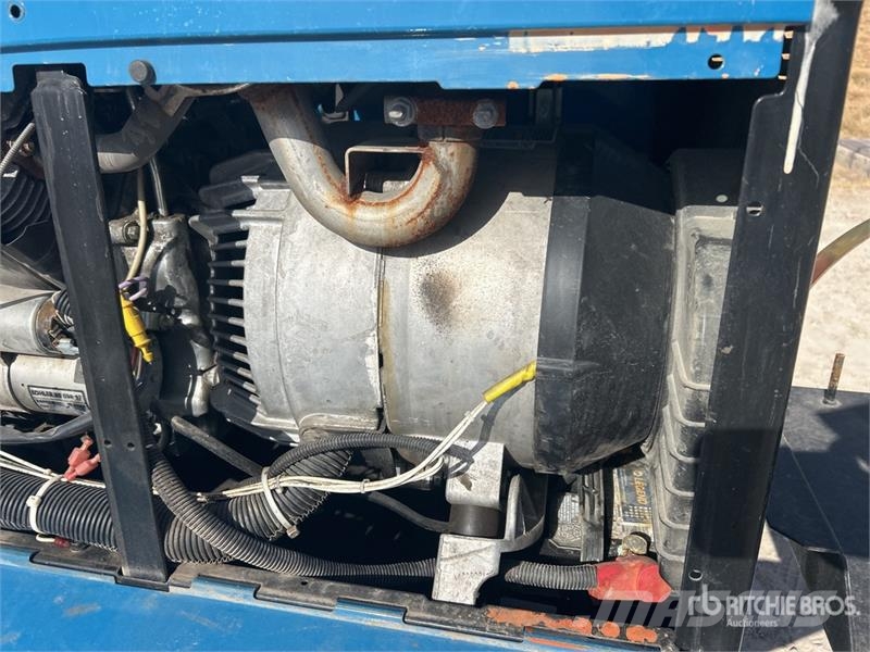 Miller Bobcat 260LP 260 A Mobile Multi-Process Engine Dri Varilni instrumenti