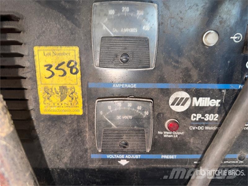Miller CP-302 400A Mobile Multi-Process Electric Welder Schweissgeräte