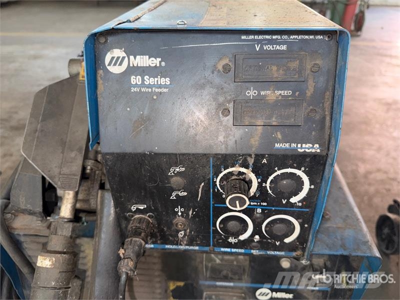 Miller CP302 Schweissgeräte
