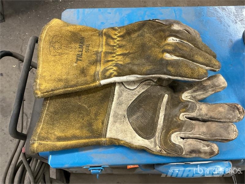 Miller Econotig w/Torch Cart Electric Welder 溶接機