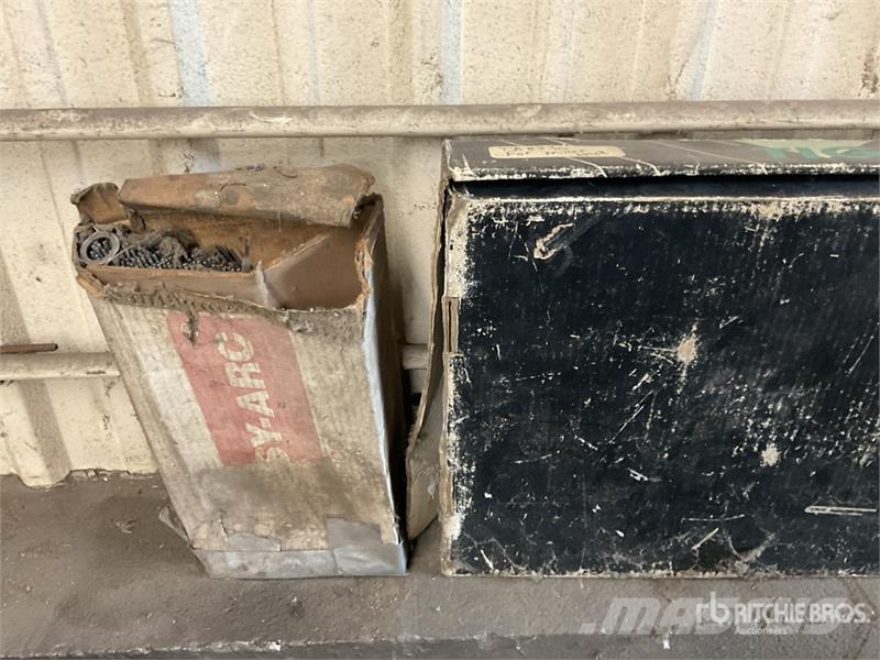 Miller Econotig w/Torch Cart Electric Welder Metināšanas iekārtas
