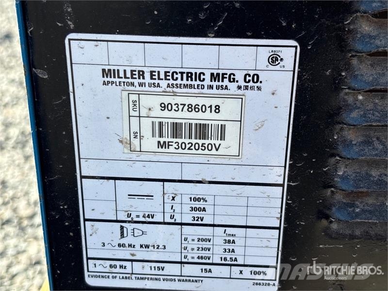 Miller Electric 300 A MIG Electric Welder Poste à souder