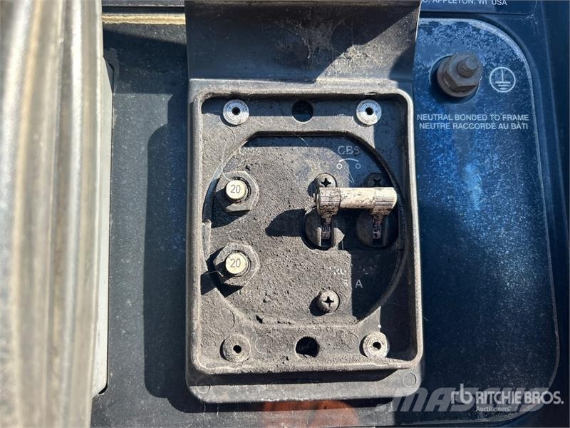 Miller Electric BB400PRO Mobile Multi-Process Engine Driv Attrezzature per saldature