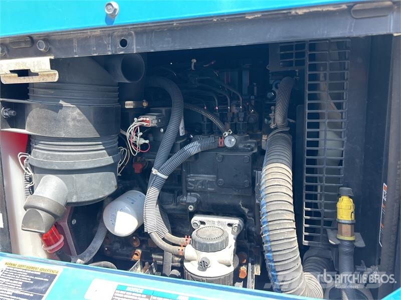 Miller Electric Big Blue 400 Pro 400 A Mobile Multi-Proce Welding Equipment