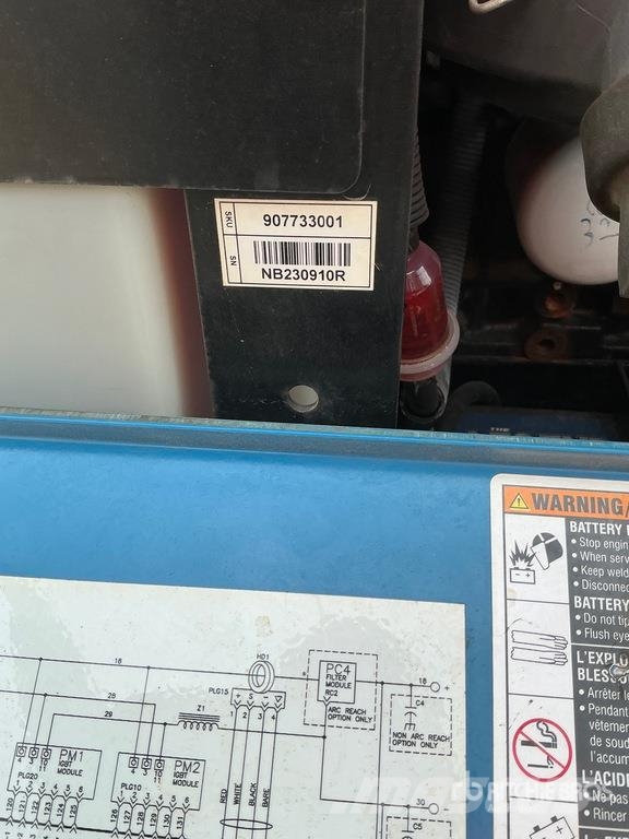 Miller Electric Big Blue 400 Pro 400 A Mobile Multi-Proce Welding Equipment