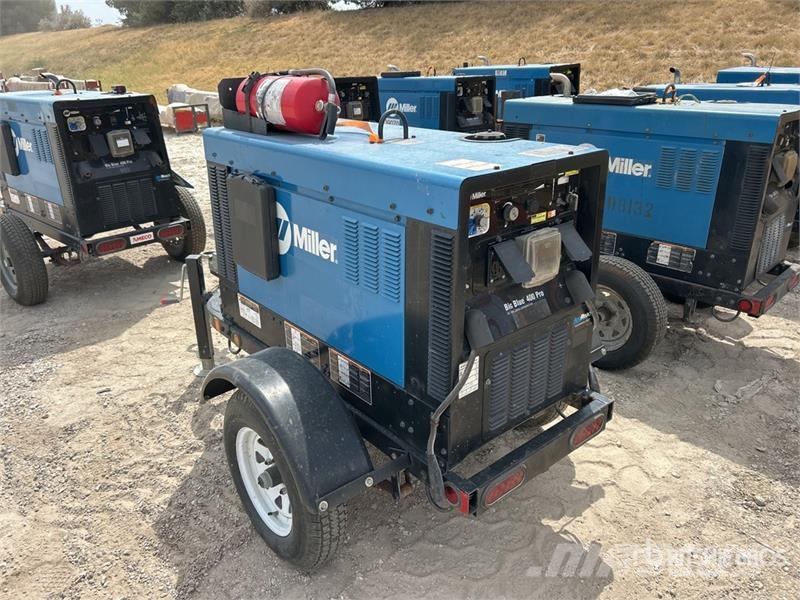 Miller Electric Big Blue 400 Pro 400 A Mobile Multi-Proce Welding Equipment