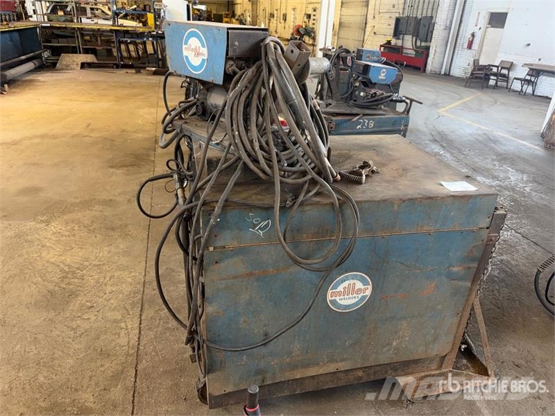 Miller FC-600 600 A Mobile Multi-Process Electric Welder Schweissgeräte
