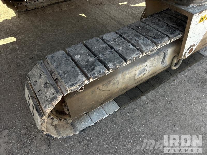 Miller Formless M8800 Slip Form Paver 混凝土鋪路機