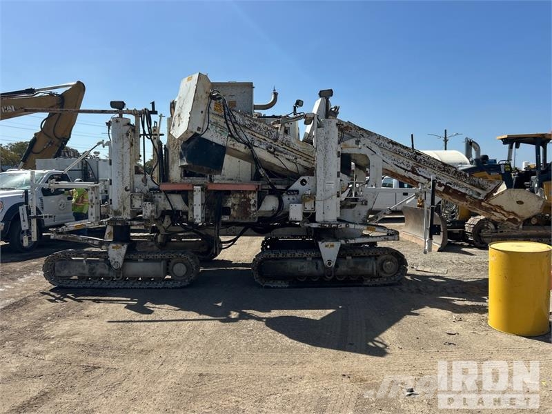 Miller Formless M8800 Slip Form Paver 混凝土鋪路機