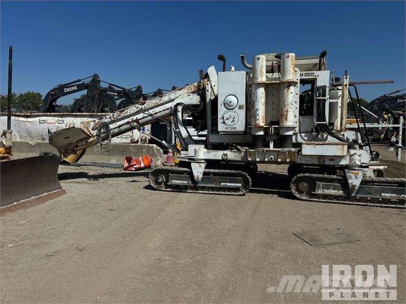 Miller Formless M8800 Slip Form Paver 混凝土鋪路機