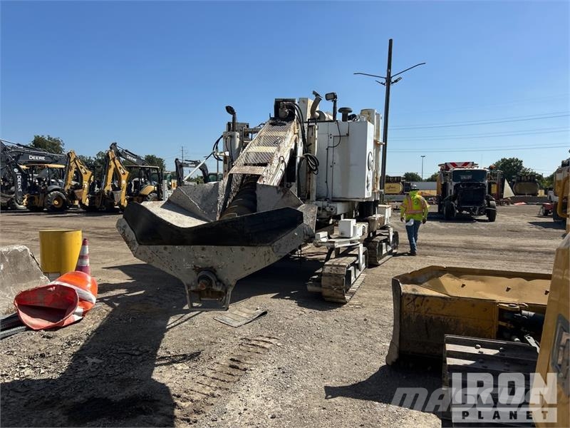 Miller Formless M8800 Slip Form Paver 混凝土鋪路機