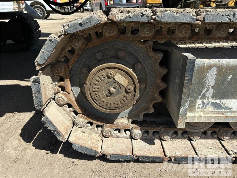 Miller Formless M8800 Slip Form Paver 混凝土鋪路機