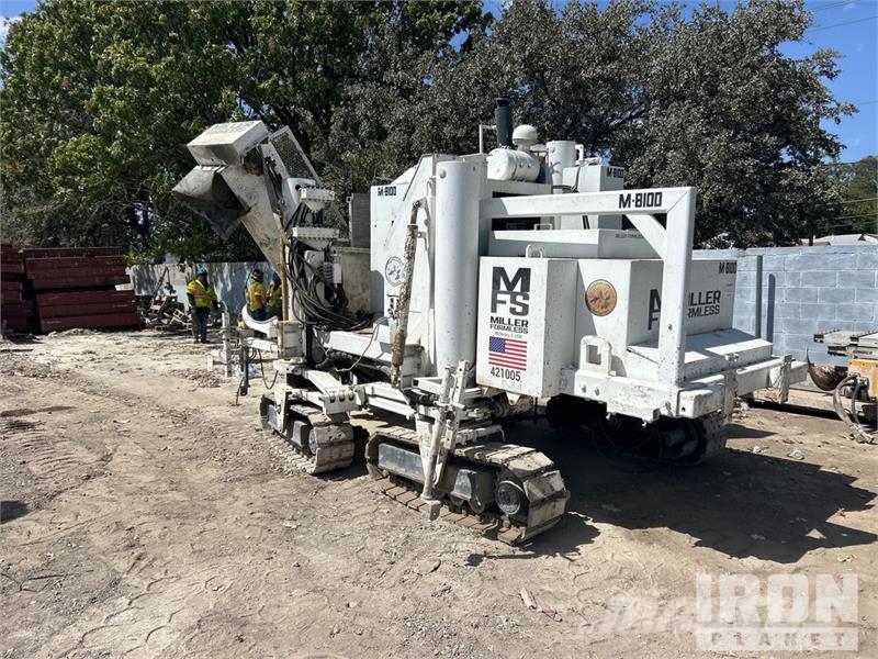 Miller M-8100 混凝土鋪路機
