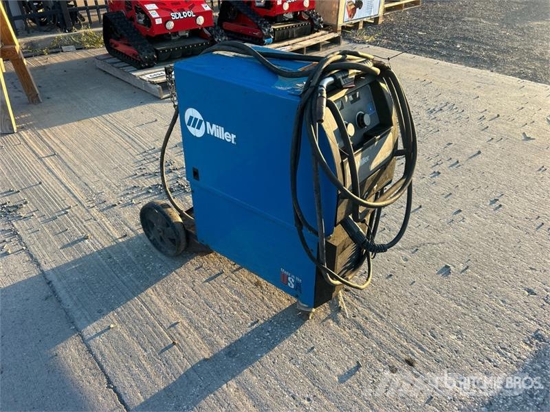 Miller matic 350P ماكينات لحام