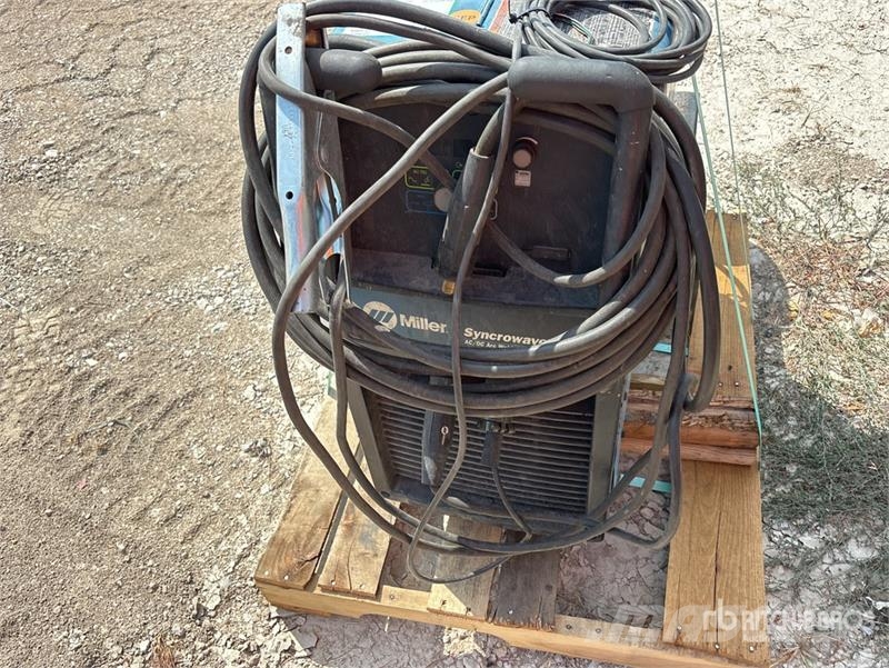 Miller Syncrowave 210 210 A Arc Electric Welder Máquinas de solda