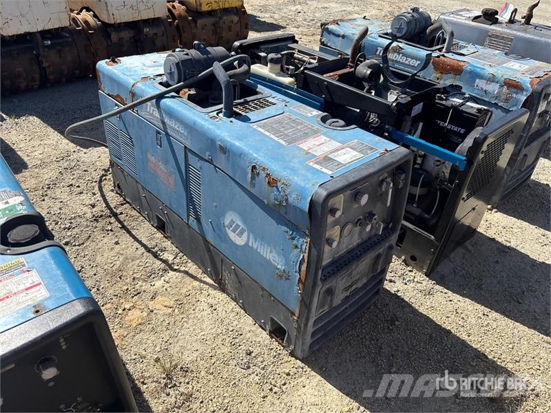 Miller Trailblazer 302 Air Pak 300 A Skid-Mounted Multi-P Welding Equipment