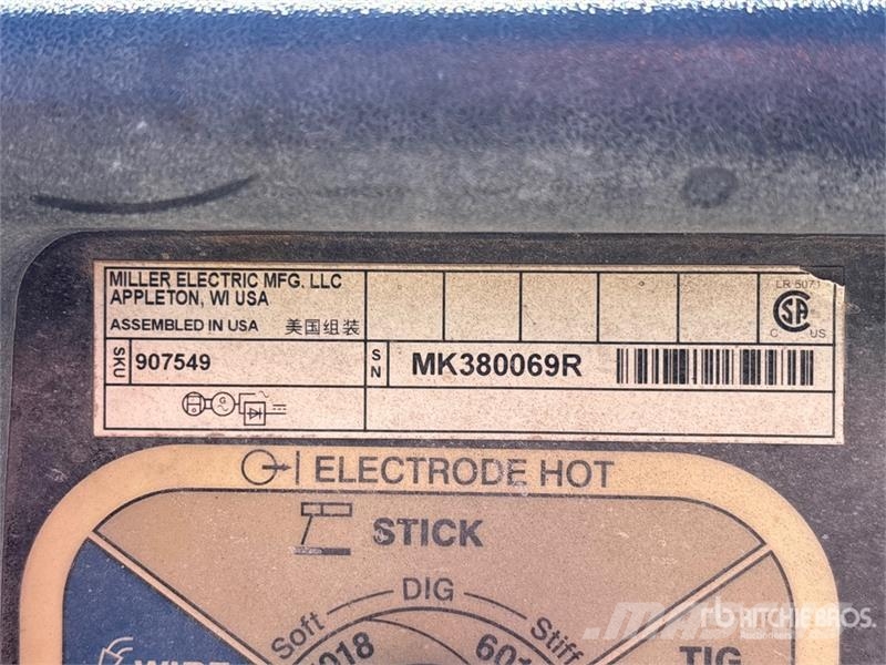 Miller Trailblazer 302 Air Pak 300 A Skid-Mounted Multi-P Welding Equipment