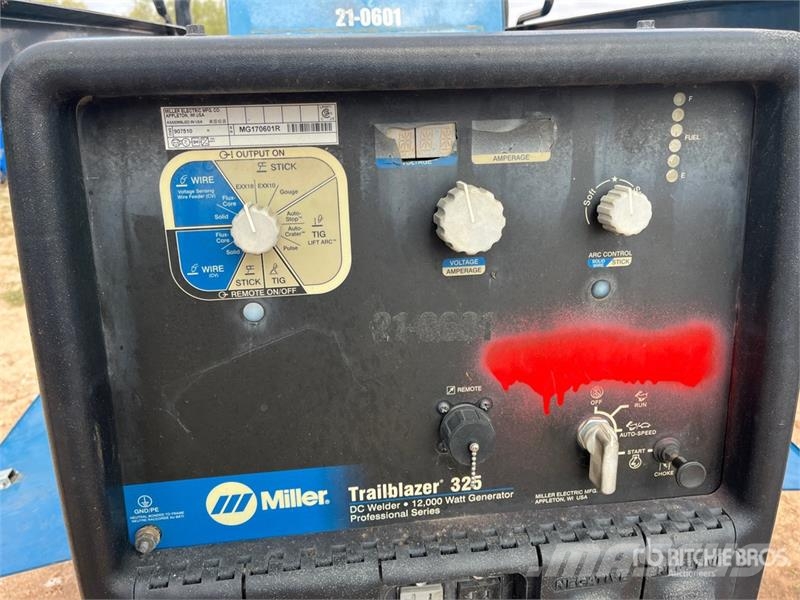 Miller Trailblazer 325 A Mobile Multi-Process Engine Driv Сварочные аппараты