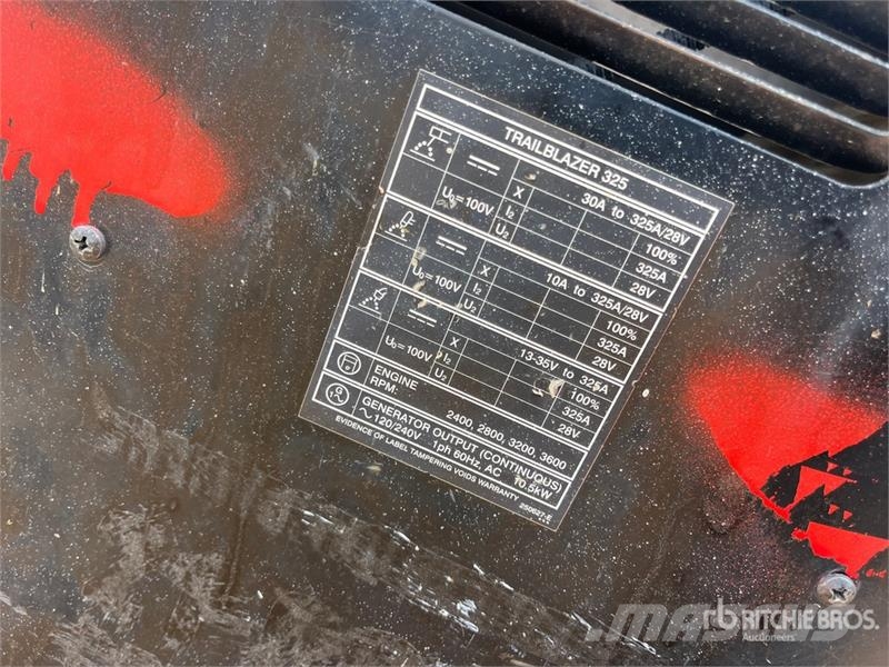 Miller Trailblazer 325 A Mobile Multi-Process Engine Driv Сварочные аппараты