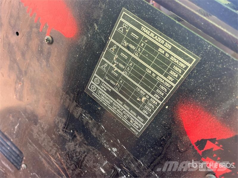 Miller Trailblazer 325 A Mobile Multi-Process Engine Driv Сварочные аппараты