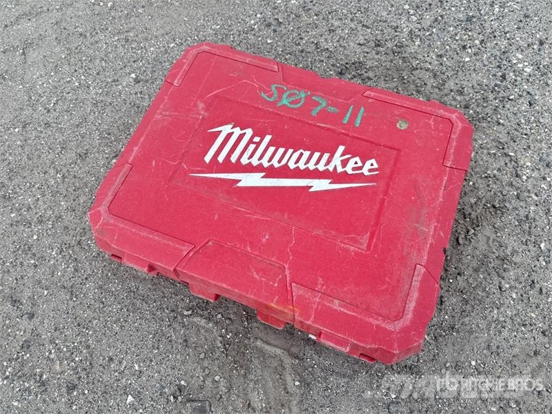 MILWAUKEE of Milwaukee Hammer Drill Outros componentes