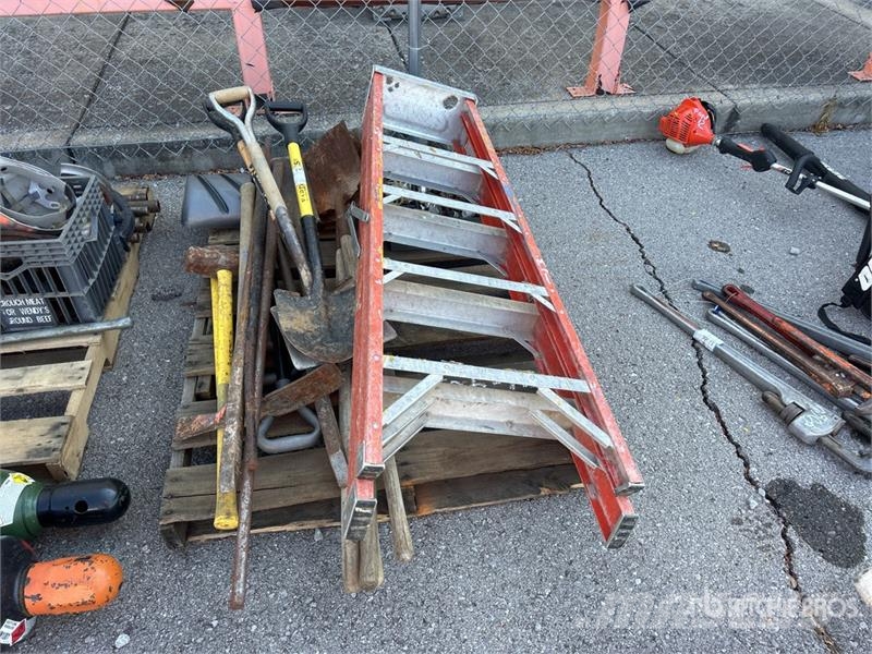  Misc. hand tools, shovels, picks, sewer bars Otros componentes