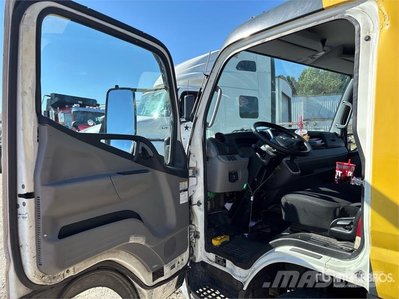 Mitsubishi 4x2 Dump Truck Camion ribaltabili