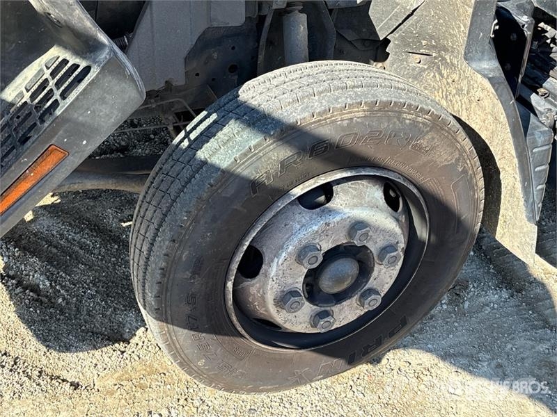 Mitsubishi 4x2 Dump Truck Camion ribaltabili