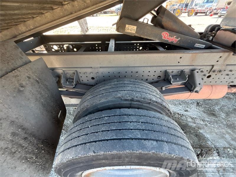 Mitsubishi 4x2 Dump Truck Camion ribaltabili