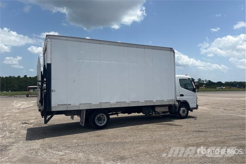 Mitsubishi Fuso FEC72S 4x2 Van Truck Furgons