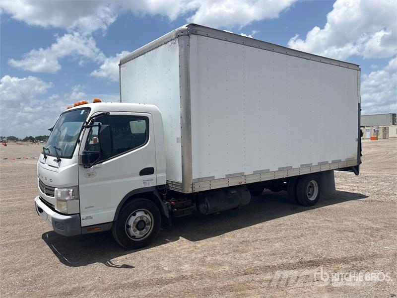 Mitsubishi Fuso FEC72S 4x2 Van Truck Furgons