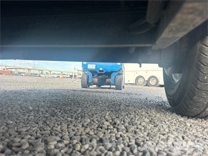 MMDI 410LPT 10 ft S/A Tilt Deck Trailer 低架裝載車
