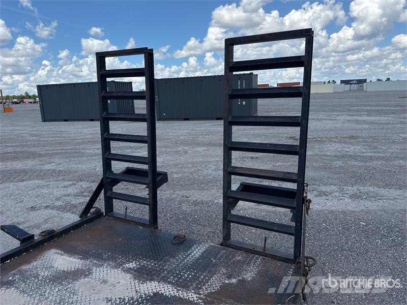 MMDI 614SLTD 14 ft T/A Gooseneck Equipment Trailer Biltransportsläp
