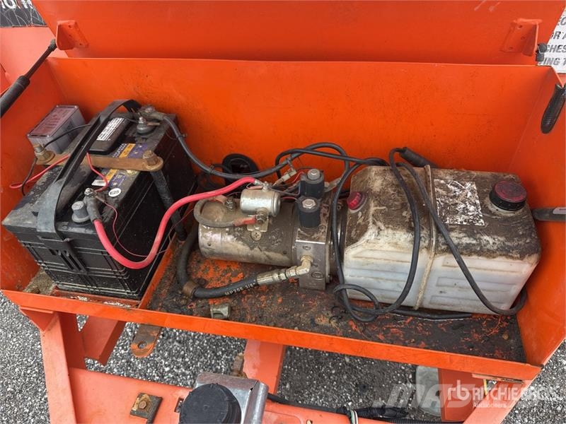 MMDI 8 ft S/A Dump Utility Trailer Bañera