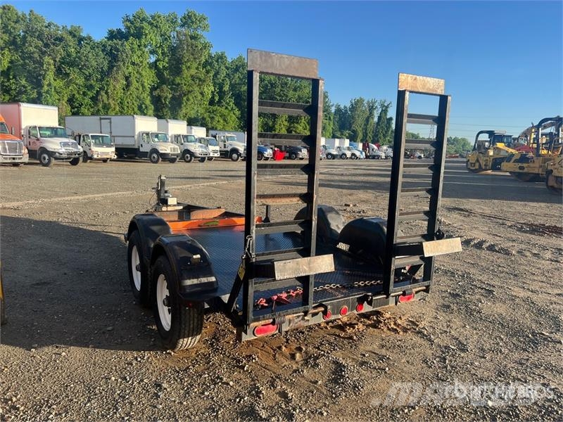 MMDI 8800 lb 10 ft T/A Equipment Trailer Auto pārvadāšanas treileri