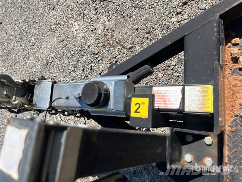 MMDI 8800 lb 10 ft T/A Equipment Trailer Auto pārvadāšanas treileri
