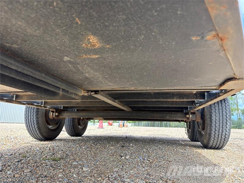 MMDI E510H 10 ft T/A Equipment Trailer Rimorchio per il trasporto di veicoli