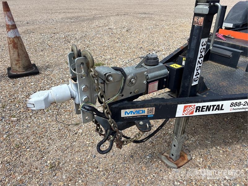 MMDI E510H 10 ft T/A Equipment Trailer Rimorchio per il trasporto di veicoli
