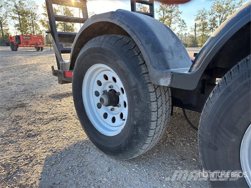 MMDI E614H 14 ft T/A Equipment Trailer Auto pārvadāšanas treileri