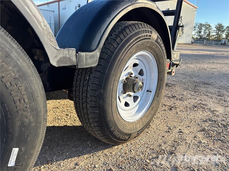 MMDI E614H 14 ft T/A Equipment Trailer Auto pārvadāšanas treileri